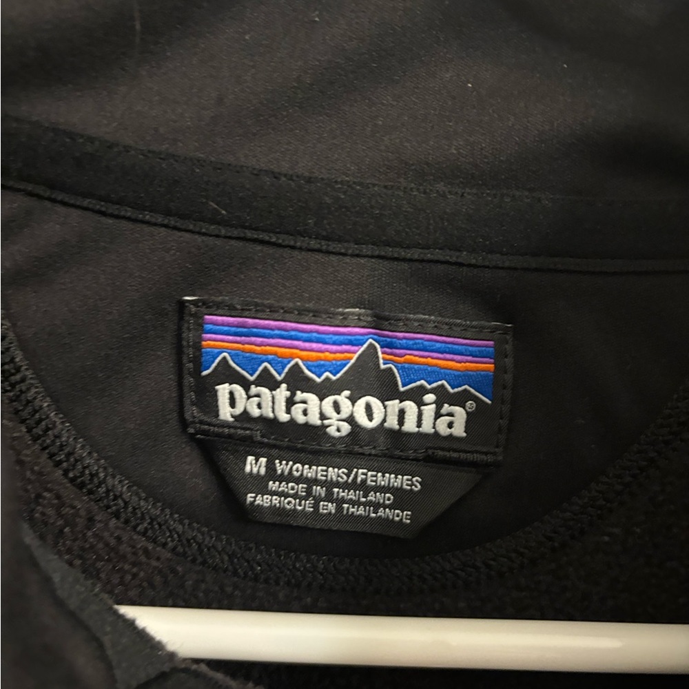 Patagonia Black Pullover Fleece - Picture 3 of 3